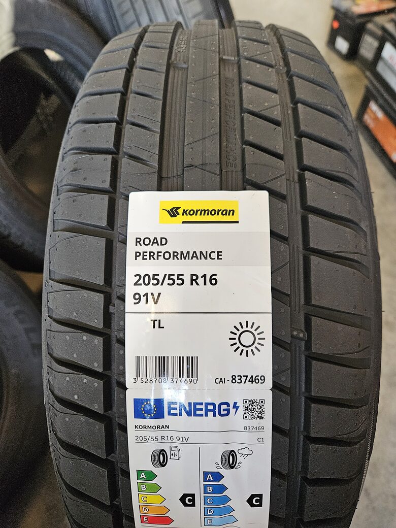 205/55R16 Kormoran Road Performance