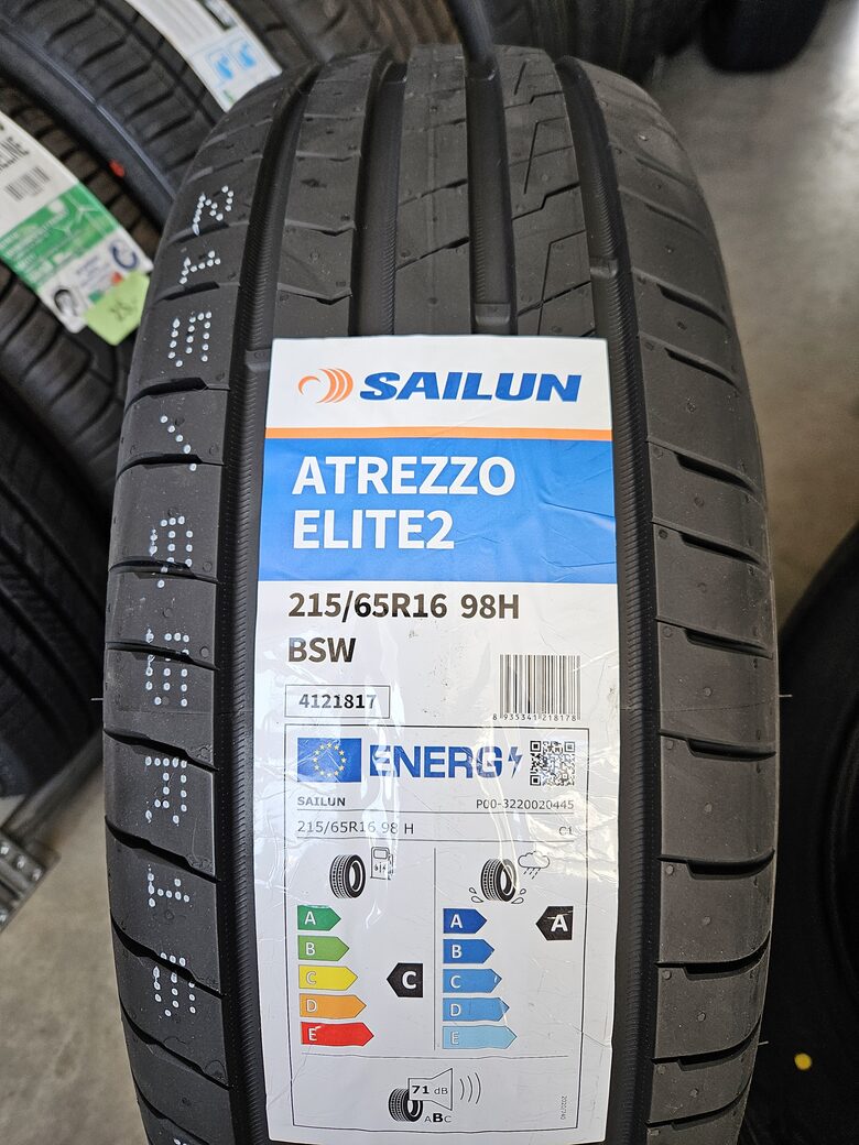 215/65R16 Sailun Elite2