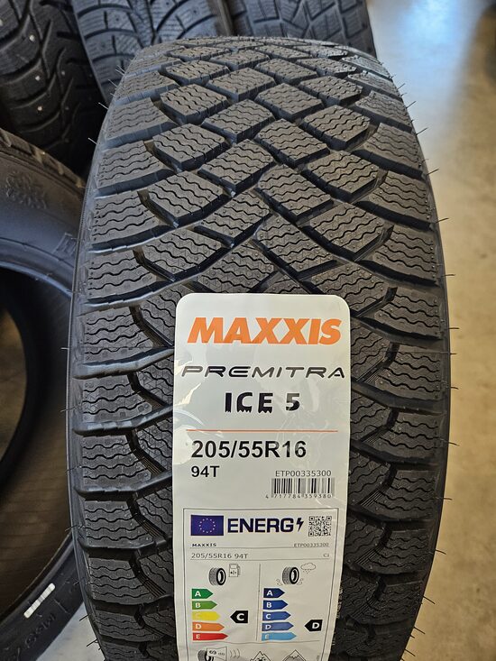 205/55R16 Maxxis Premitra Ice 5