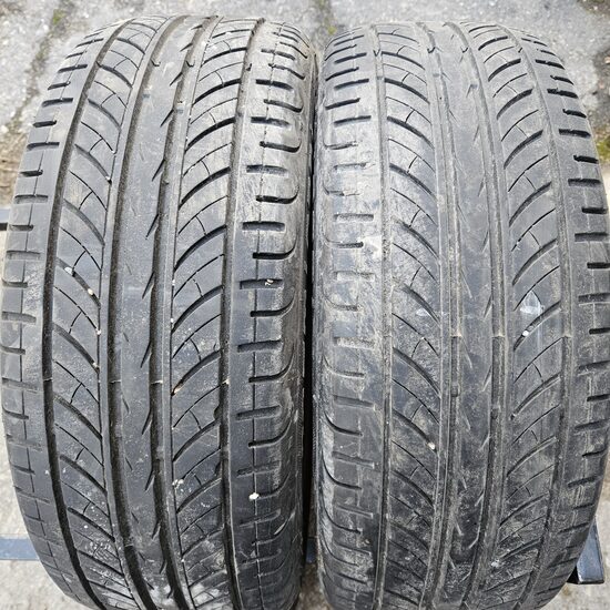 235/55R18 Atturo AZ610