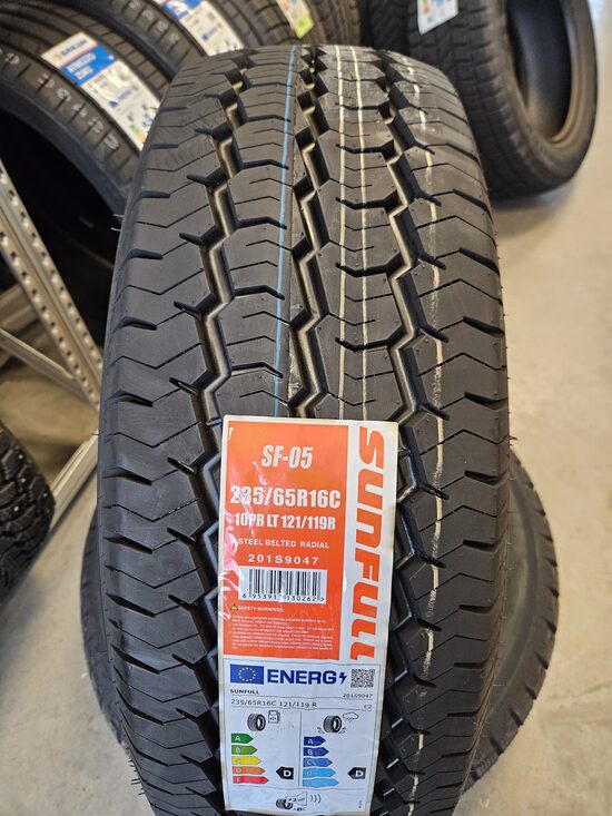 235/65R16C Sunfull SF05