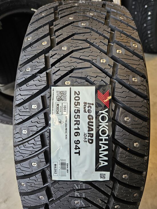 205/55R16 Yokohama IG65 ar šipiem