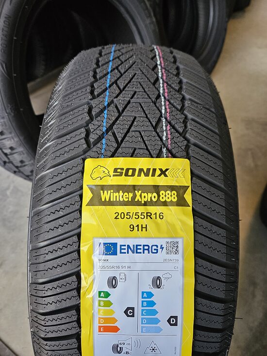 205/55R16 Sonix XP888