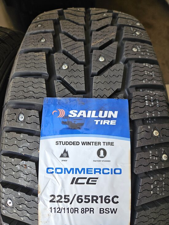 225/65R16C Sailun Commercio Ice ar šipiem