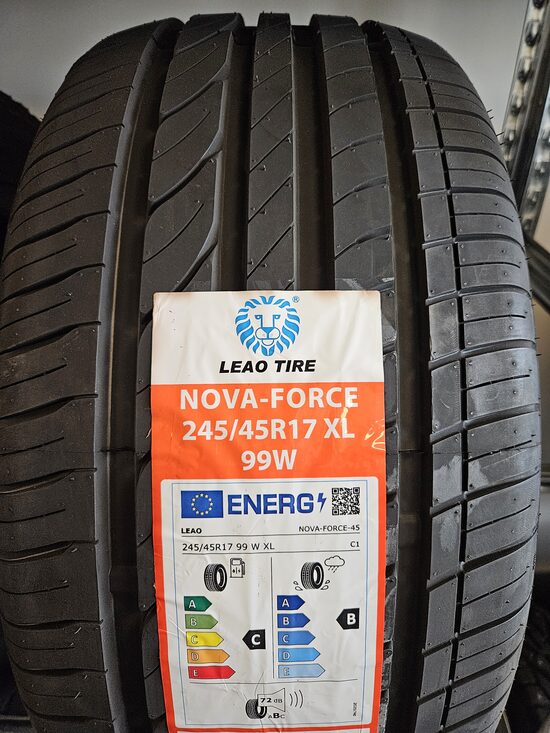 245/45R17 Leao Nova Force 