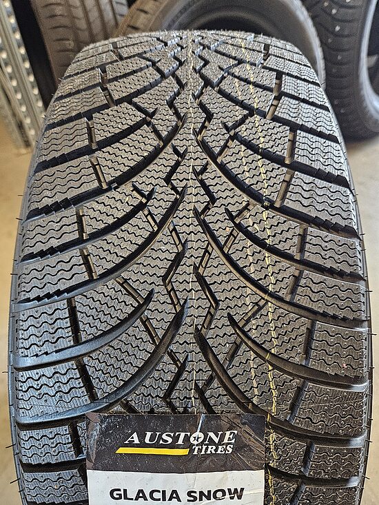 225/65R17 Austone Glacia Snow